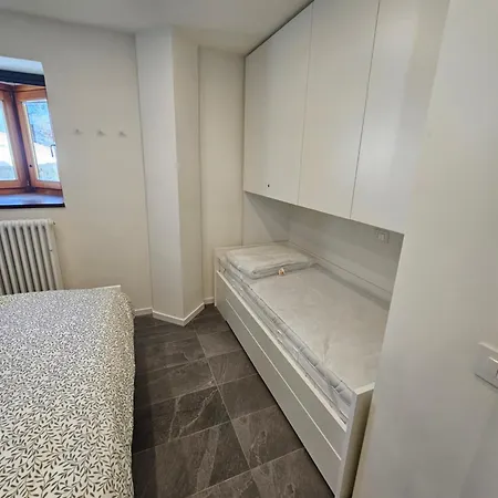 Thea In & Out Cir 0942