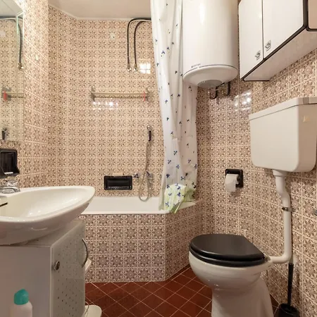 Thea In & Out Cir 0942 Διαμέρισμα *