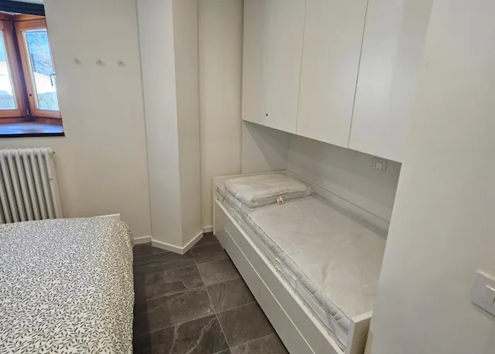 Thea In & Out Cir 0942