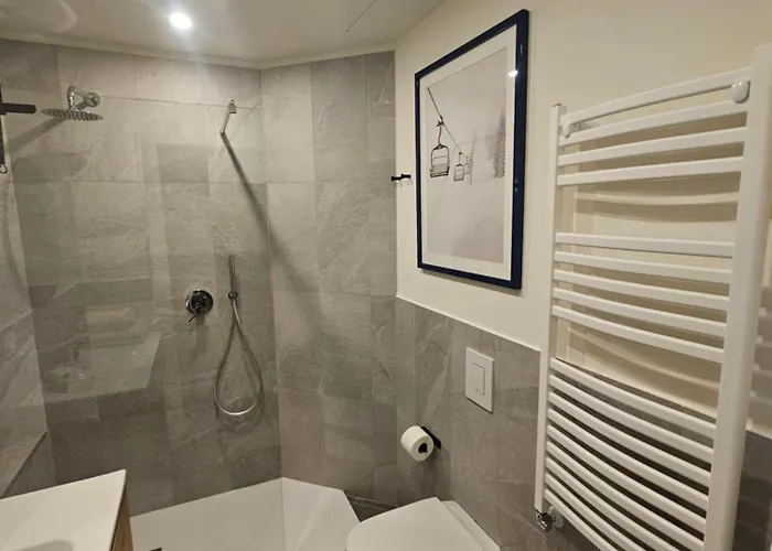 Thea In & Out Cir 0942 * ブレウイル・チェルヴィナイア